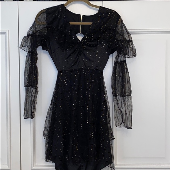 Open Back Black and Gold Dress - Picture 3 of 9